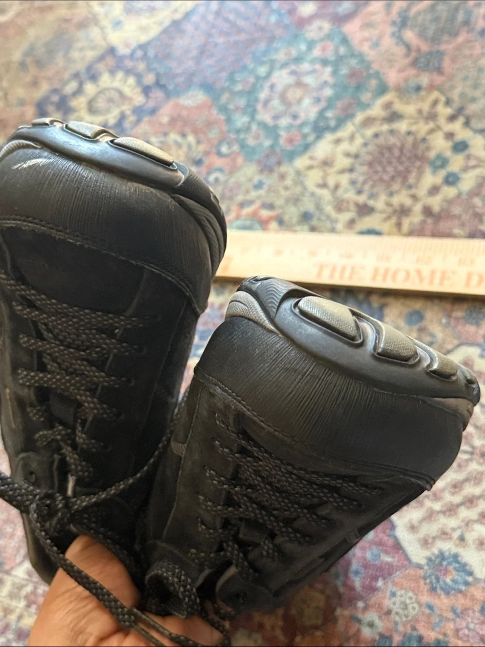 Dansko Women's Charcoal paisley black / Gray Suede Sneakers Sz 9